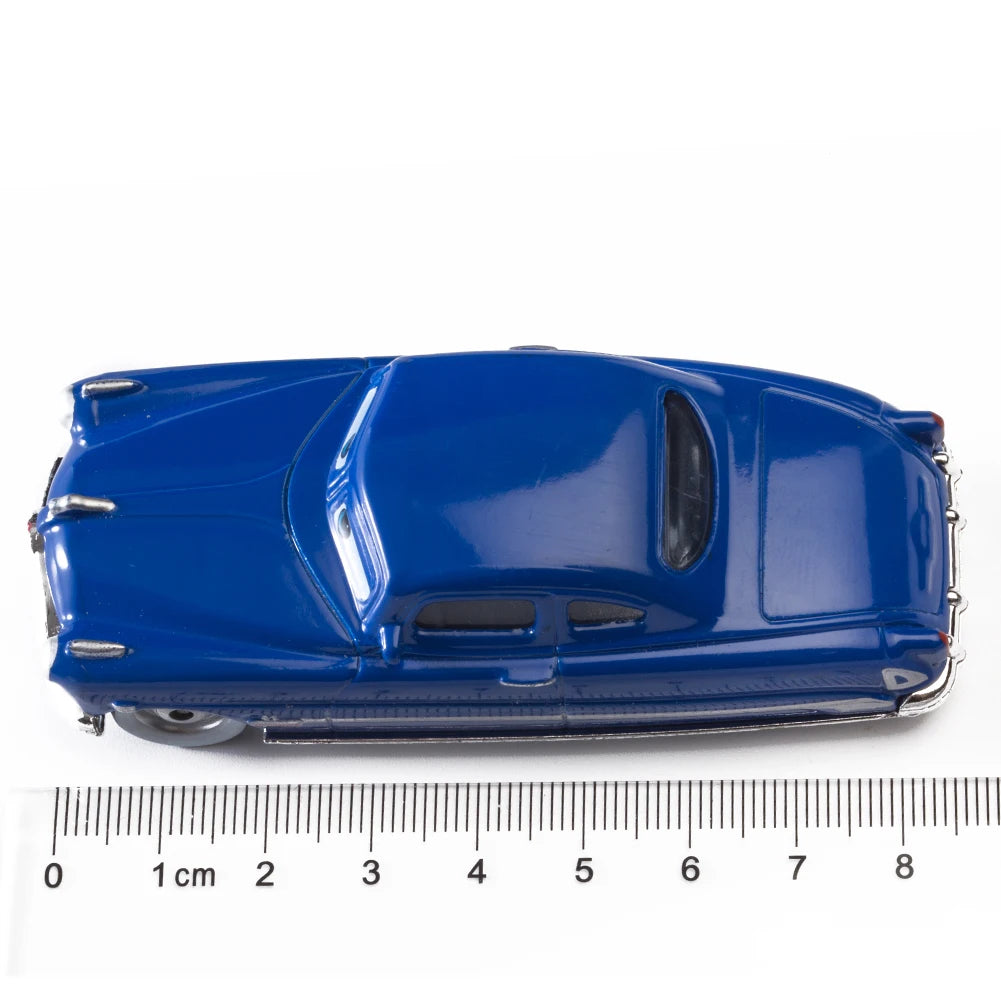 Children Car Disney Pixar Cars 3 Lightning McQueen Toys Jackson Storm The King Mater 1:55 Diecast Metal Alloy Model Car Kid Gift
