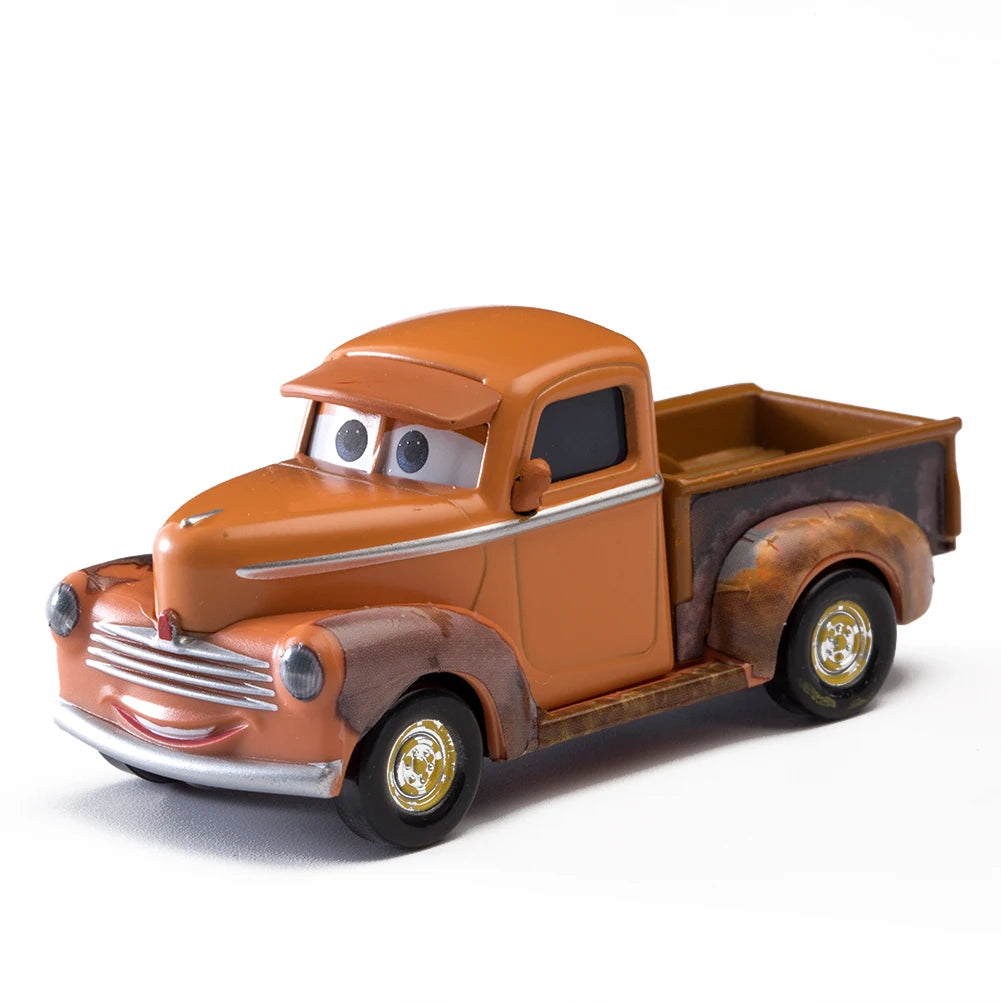 Children Car Disney Pixar Cars 3 Lightning McQueen Toys Jackson Storm The King Mater 1:55 Diecast Metal Alloy Model Car Kid Gift