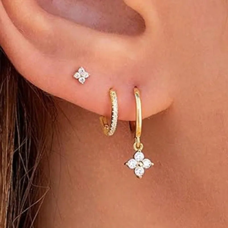 3Pcs Crystal Tragus Stud Earring Set Flower Cartilage Huggie Earring Bulk Helix Jewelry Women Fashion Heart Lobe Earring Pack