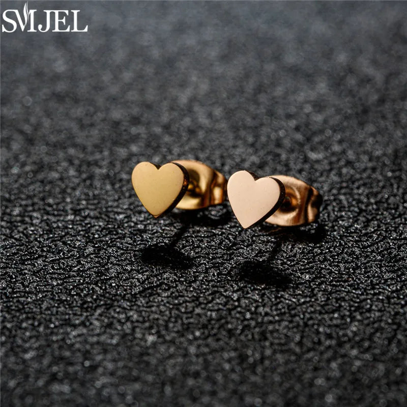Stainless Steel Earring Hollow Love Heart Fashion Stud Earrings Classic Simple Earings for Women Wedding Jewelry Bridesmaid Gift