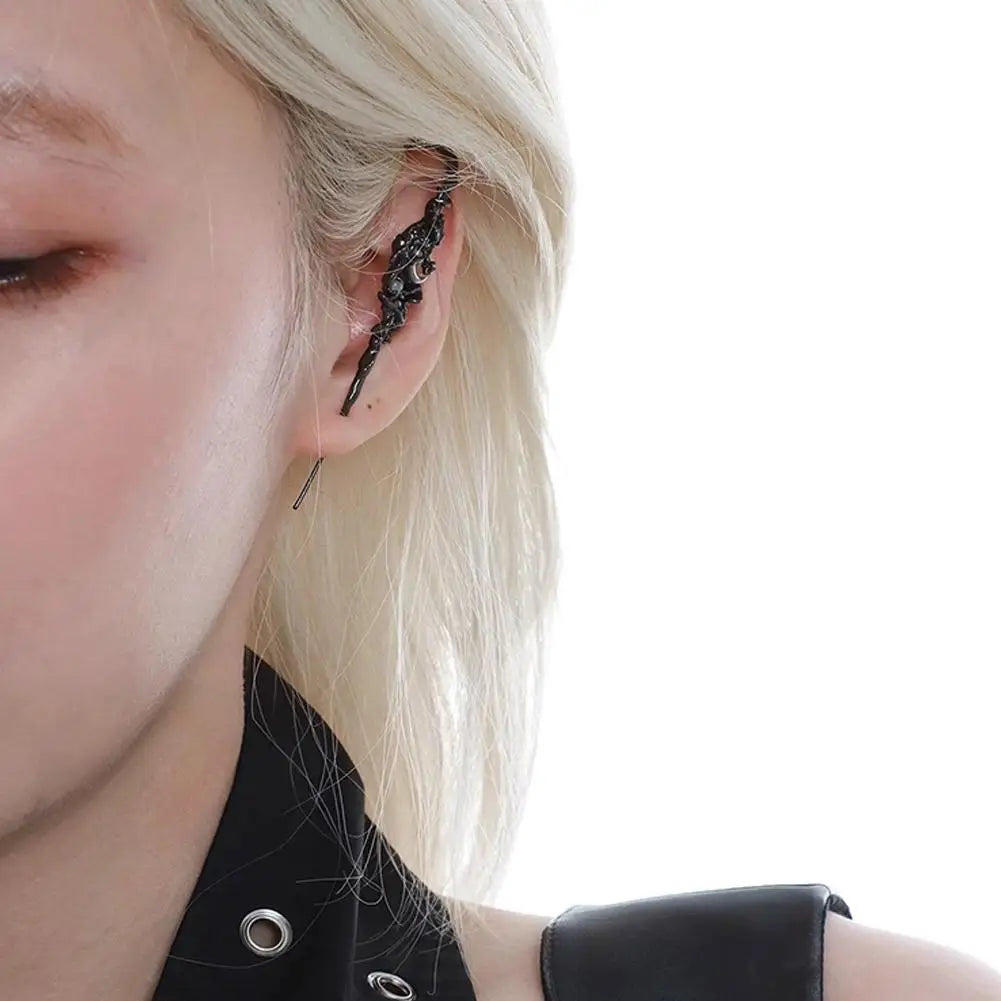 1pcs Stars Moon Ear Studs Diamond Setting Ear Crochet Perforation Earrings Punk Ear Hook Goth Sword Earrings Jewelry Accessorie