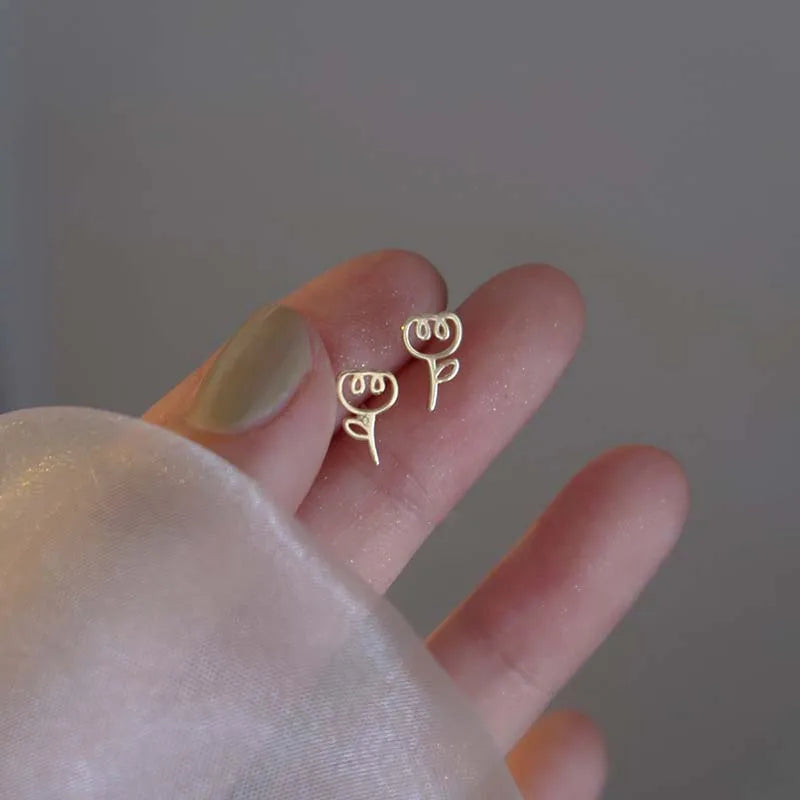 Fashion Silver Color Tulip Flower Stud Earrings for Women Girls Simple Unique Sweet Romantic Jewelry Party 2025 New Trend