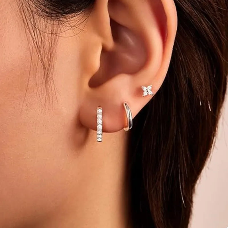 3Pcs Crystal Tragus Stud Earring Set Flower Cartilage Huggie Earring Bulk Helix Jewelry Women Fashion Heart Lobe Earring Pack