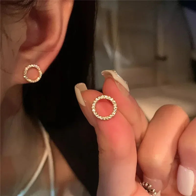 Delicate Small Circle Stud Earrings for Women Gold Color Crystal Minimalist Korean Party Summer Fashion Jewelry Accessories Gift